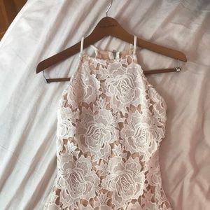 Temps De L'Amour White Lace Bodycon Midi Dress